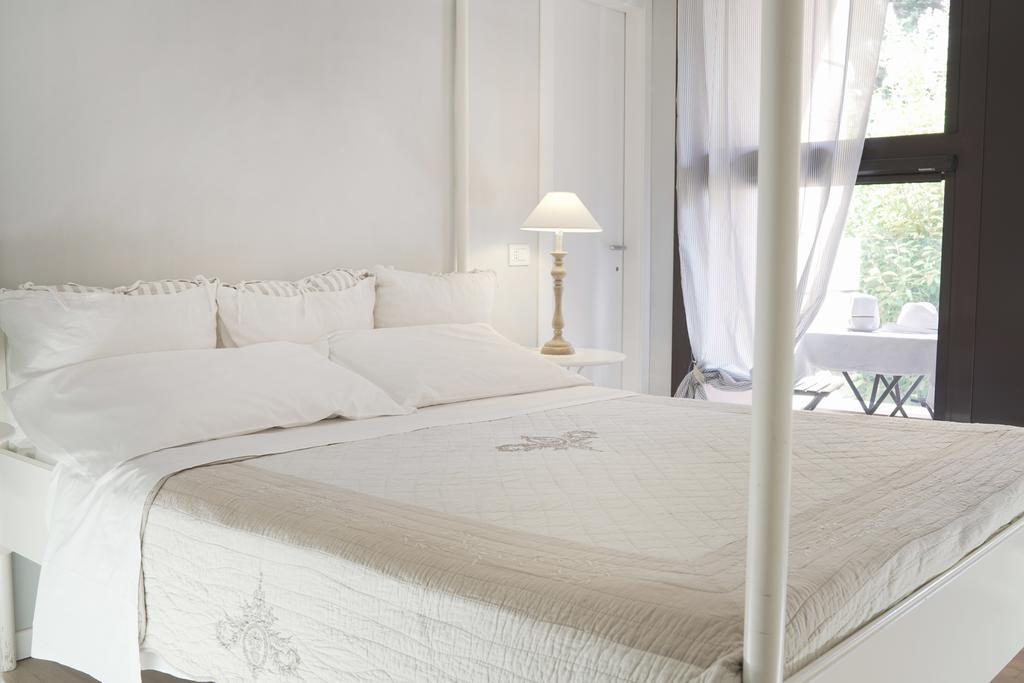 Bed In Bo Saragozza Hotel Bologna Bagian luar foto